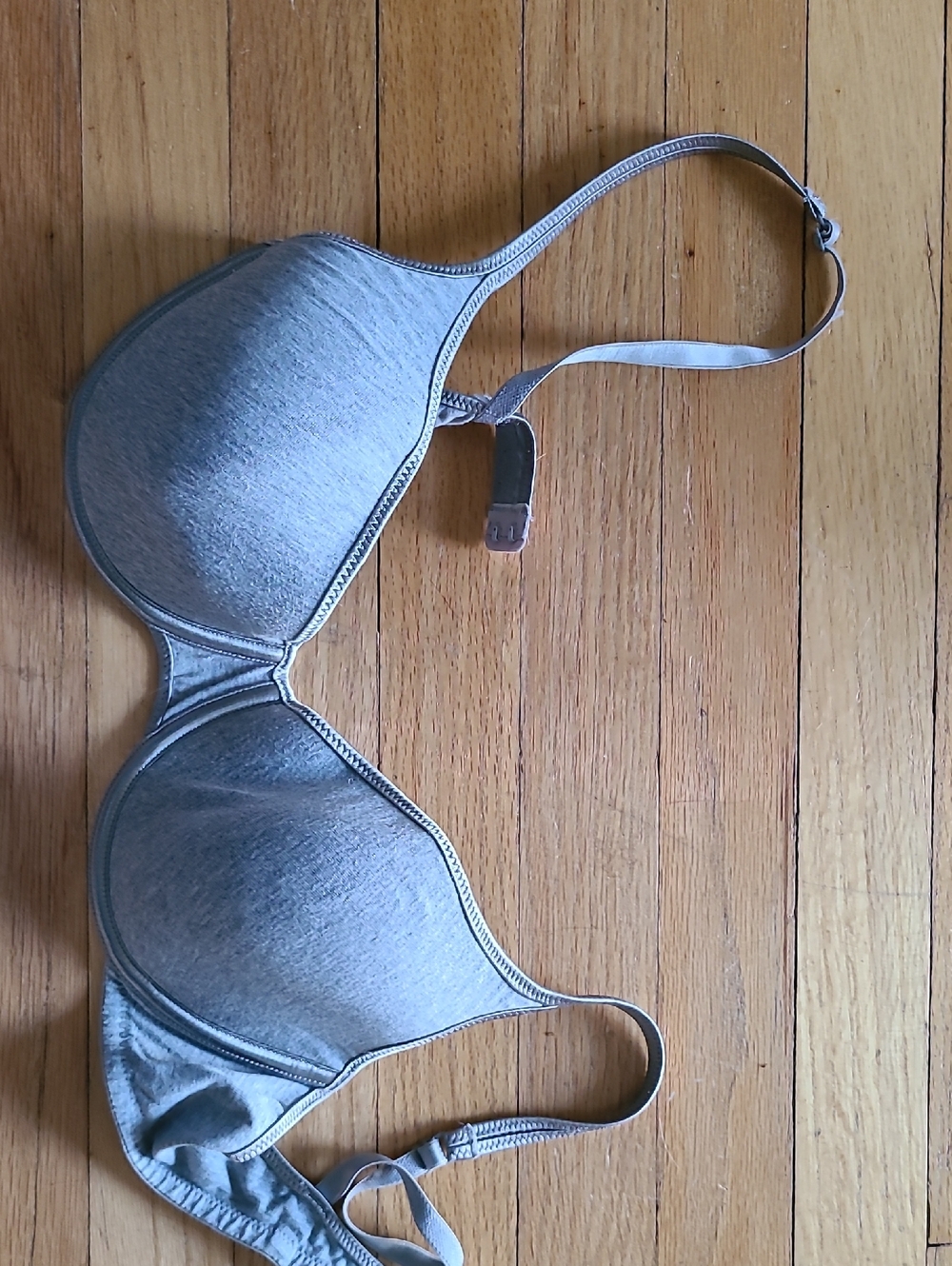 Light Gray T-Shirt Style Underwire Bra 38C
